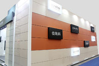 La façade de revêtement de terre cuite de matériaux de revêtement de Rainscreen de mur lambrisse la longue dernière couleur